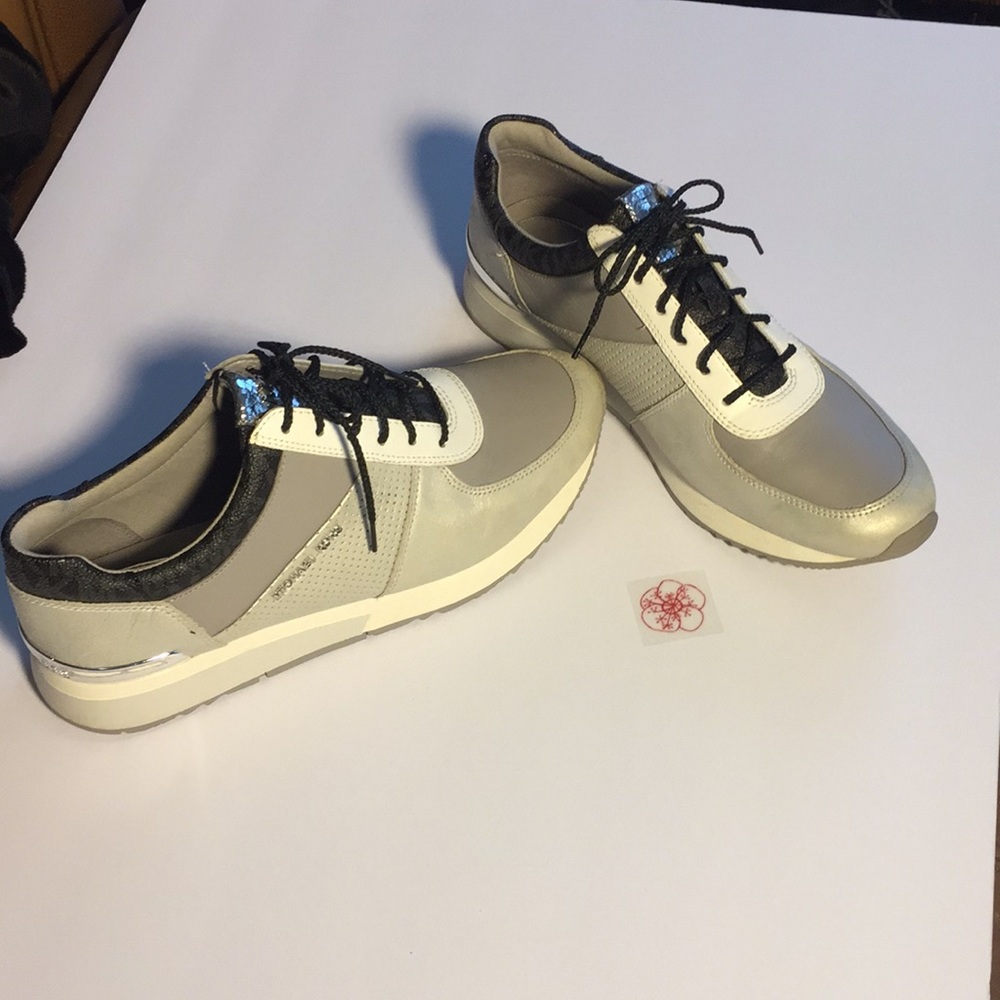 Michael Kors Allie Extreme Sneaker